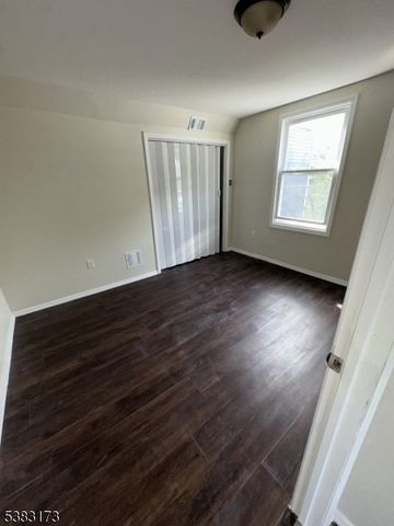 377 Littleton Ave, Newark City, NJ 07103