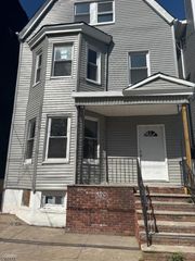 377 Littleton Ave, Newark City, NJ 07103