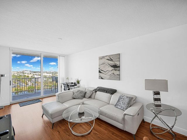 3020 NE 32ND Avenue 904, Fort Lauderdale, FL 33308