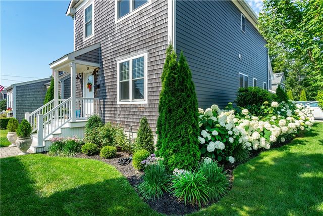 19 Eustis Avenue, Newport, RI 02840