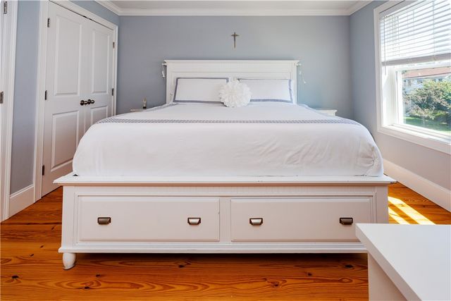 19 Eustis Avenue, Newport, RI 02840