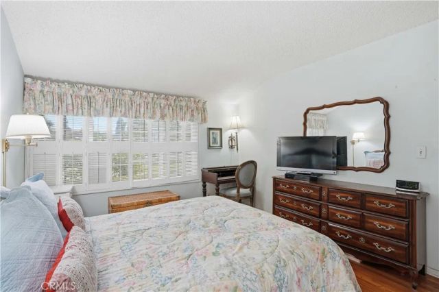 14951 Gilmore, Van Nuys, CA 91411