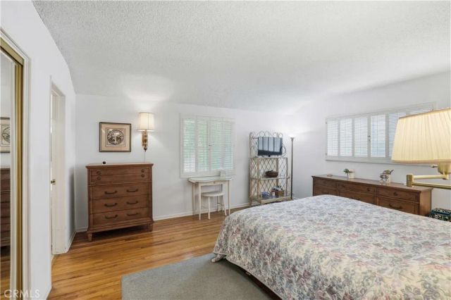 14951 Gilmore, Van Nuys, CA 91411