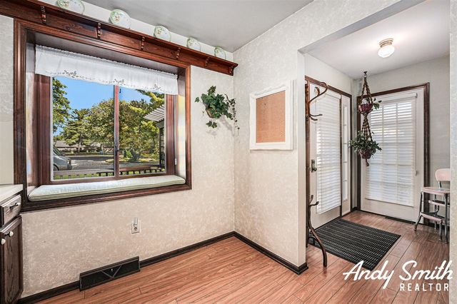 3436 Eagle Ridge Court, Grand Rapids, MI 49525