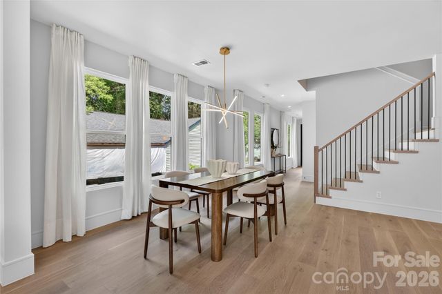 2616 Revolution Park Drive, Charlotte, NC 28208