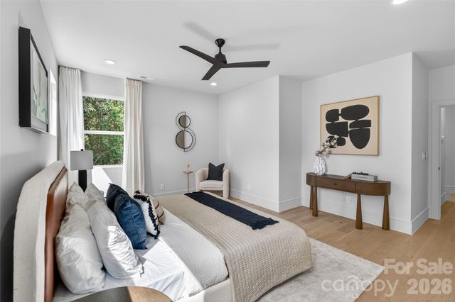 2616 Revolution Park Drive, Charlotte, NC 28208