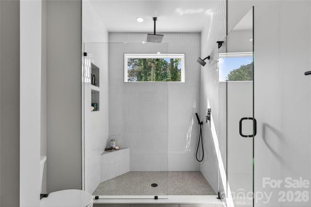2616 Revolution Park Drive, Charlotte, NC 28208