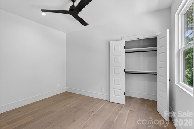 2616 Revolution Park Drive, Charlotte, NC 28208