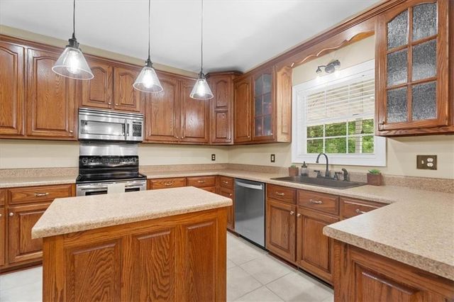 302 Tate Bend Road NW, Calhoun, GA 30701