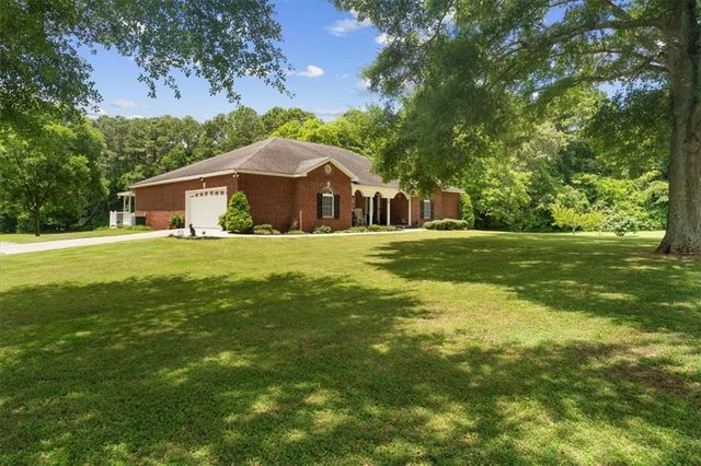 302 Tate Bend Road NW, Calhoun, GA 30701