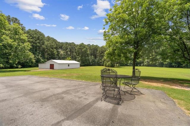 302 Tate Bend Road NW, Calhoun, GA 30701