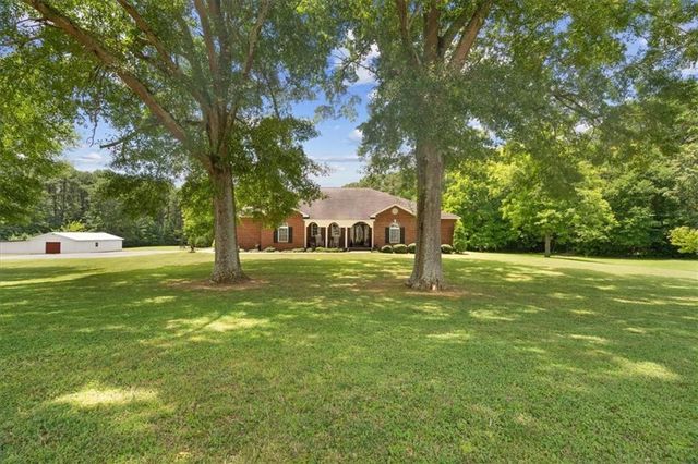 302 Tate Bend Road NW, Calhoun, GA 30701