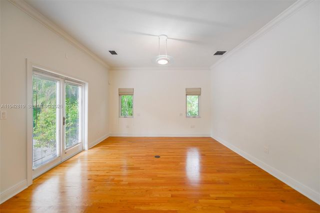 911 Mariana Ave, Coral Gables, FL 33134