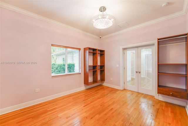 911 Mariana Ave, Coral Gables, FL 33134