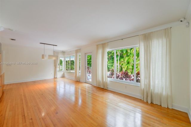 911 Mariana Ave, Coral Gables, FL 33134