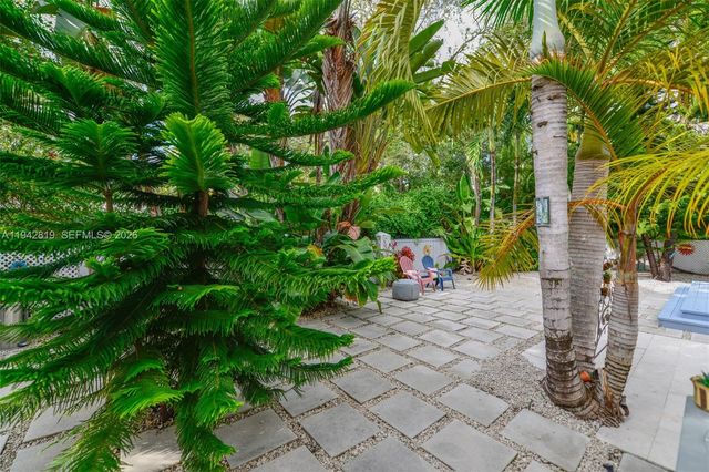 911 Mariana Ave, Coral Gables, FL 33134