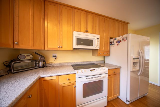 115 S Broadway, Beverly Shores, IN 46301