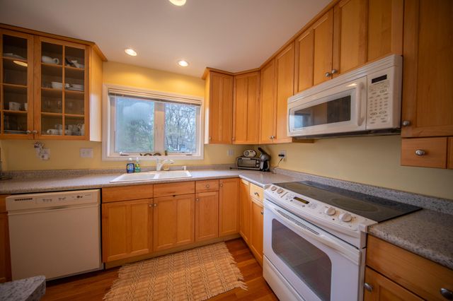 115 S Broadway, Beverly Shores, IN 46301