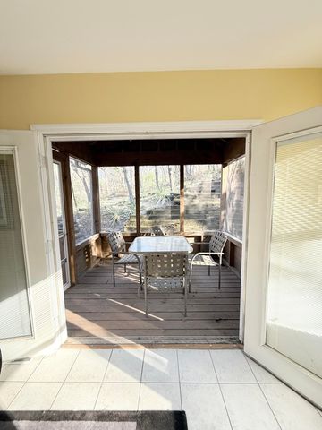 115 S Broadway, Beverly Shores, IN 46301