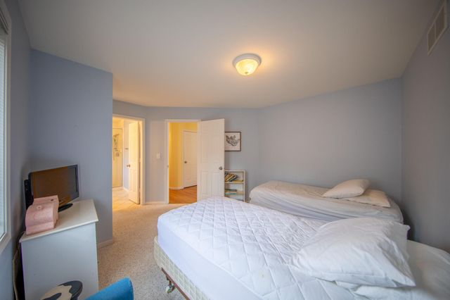 115 S Broadway, Beverly Shores, IN 46301