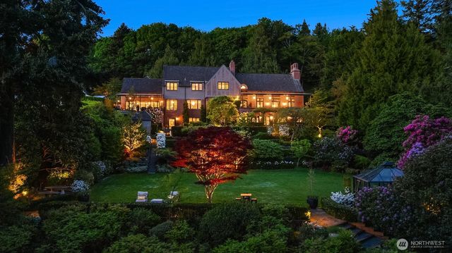 4701 W Ruffner Street, Seattle, WA 98199