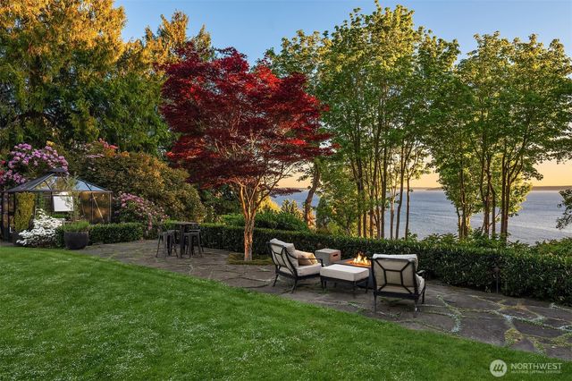 4701 W Ruffner Street, Seattle, WA 98199