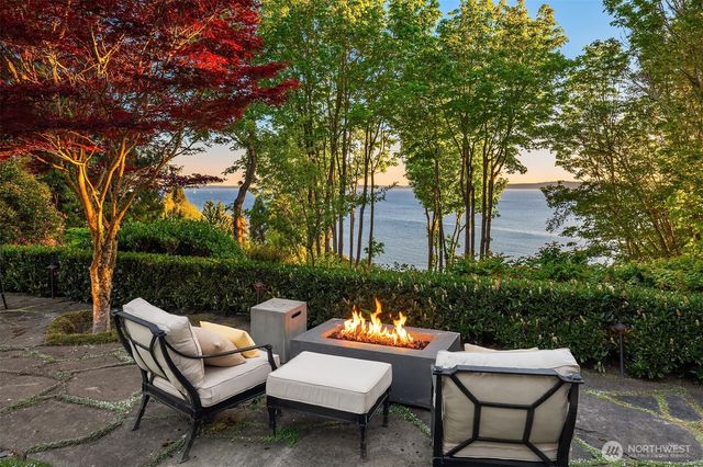 4701 W Ruffner Street, Seattle, WA 98199