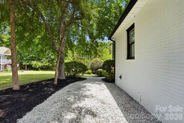 49435 River Run Road, Albemarle, NC 28001