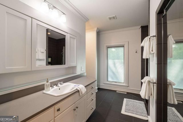 385 Woodward Way, Athens, GA 30606