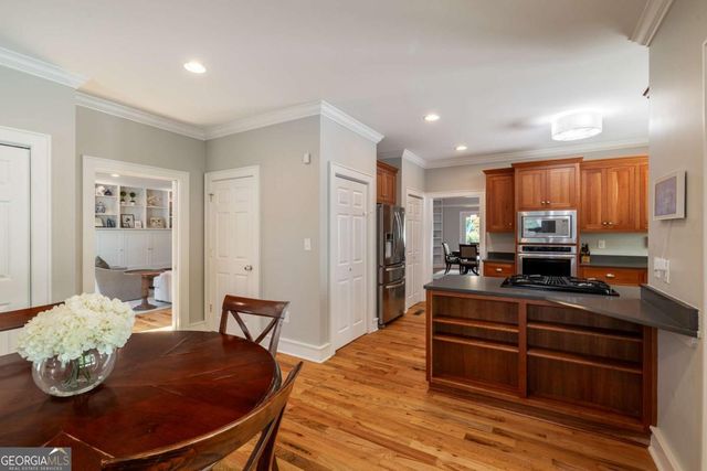 385 Woodward Way, Athens, GA 30606