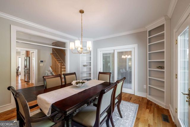 385 Woodward Way, Athens, GA 30606