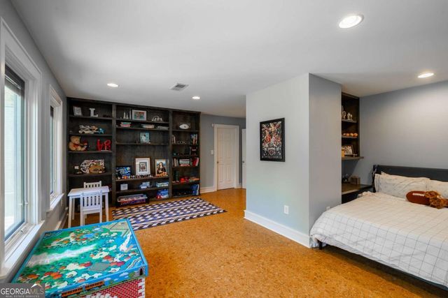 385 Woodward Way, Athens, GA 30606
