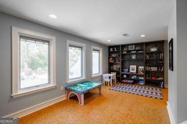 385 Woodward Way, Athens, GA 30606