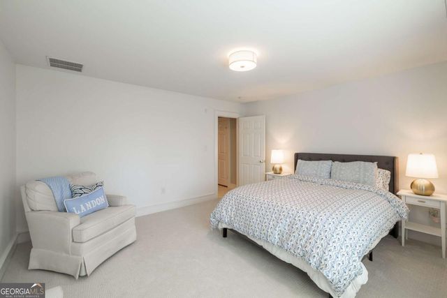 385 Woodward Way, Athens, GA 30606