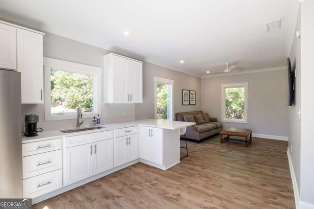 385 Woodward Way, Athens, GA 30606