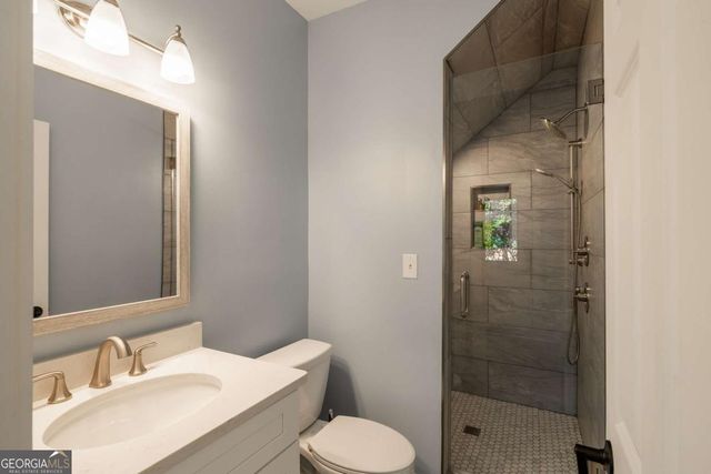 385 Woodward Way, Athens, GA 30606
