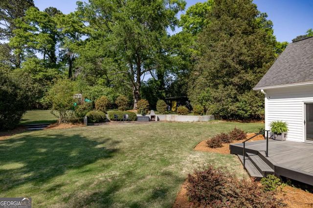 385 Woodward Way, Athens, GA 30606
