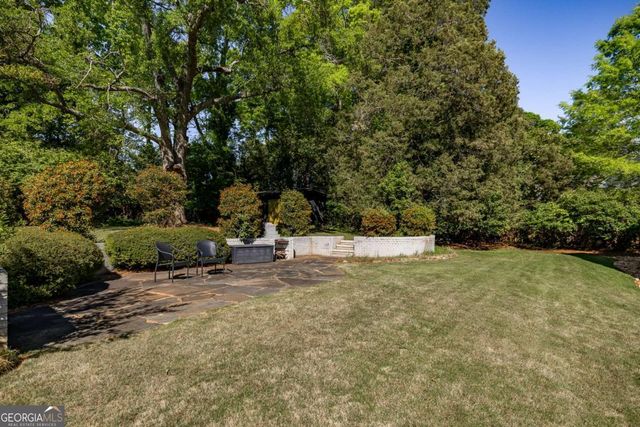 385 Woodward Way, Athens, GA 30606