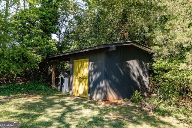 385 Woodward Way, Athens, GA 30606