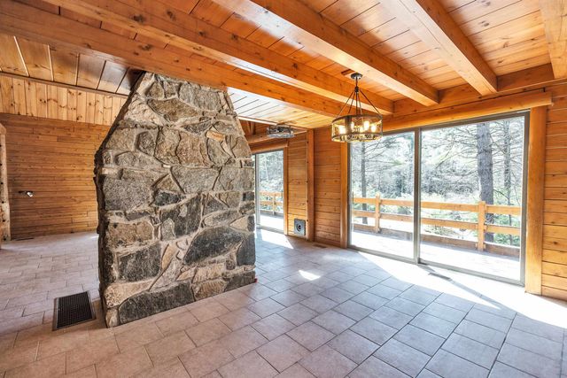 33 Woods Crossing Road, Rindge, NH 03461
