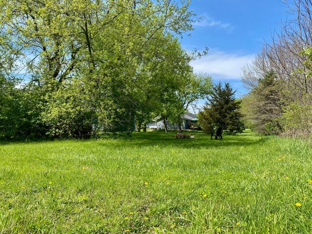 143 Liverpool Drive, Poplar Grove, IL 61065