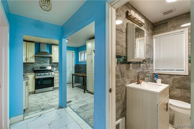 1960 Genesee Street, Buffalo, NY 14211