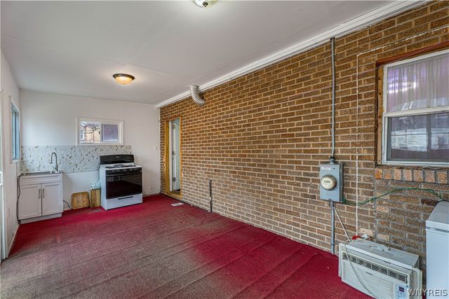 1960 Genesee Street, Buffalo, NY 14211