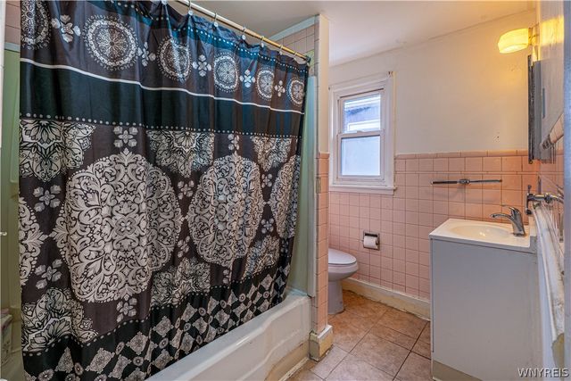 1960 Genesee Street, Buffalo, NY 14211