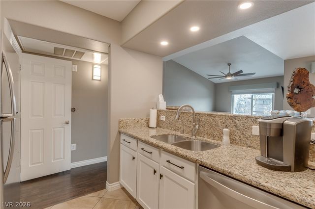 7255 West Sunset Road 2155, Las Vegas, NV 89113