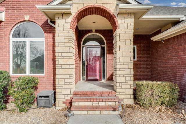 8602 W SHADOW LAKES ST., Wichita, KS 67205