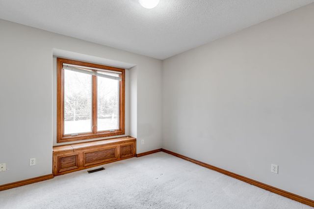 8602 W SHADOW LAKES ST., Wichita, KS 67205