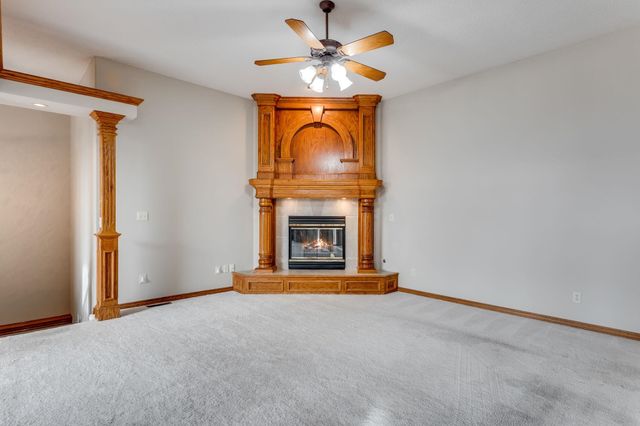 8602 W SHADOW LAKES ST., Wichita, KS 67205