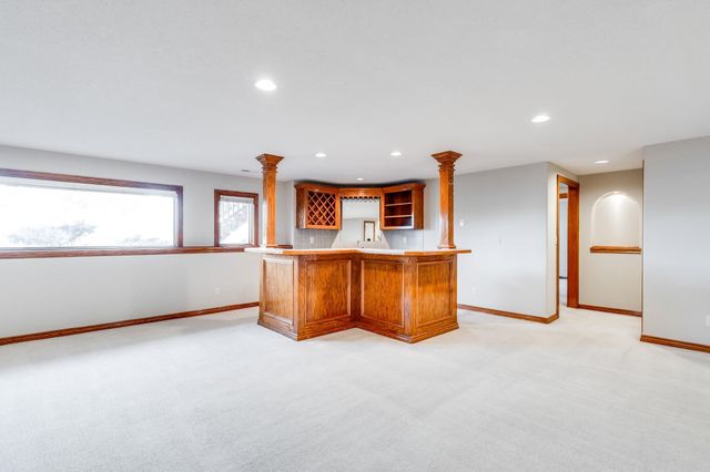 8602 W SHADOW LAKES ST., Wichita, KS 67205