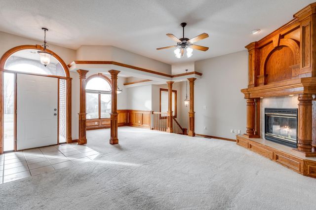 8602 W SHADOW LAKES ST., Wichita, KS 67205